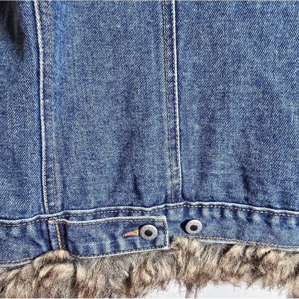 Cruel Girl Vest Womens Medium Blue Denim Faux Fur Collar Trim Button Front - Picture 7 of 7